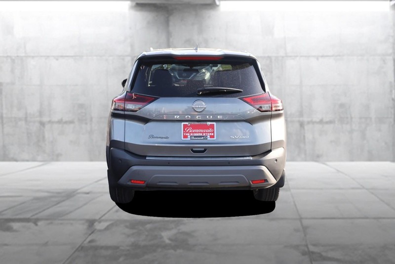 Nissan Rogue Vehicle Image 06