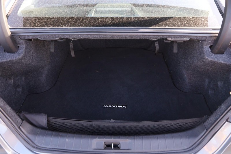 Nissan Maxima Vehicle Image 07