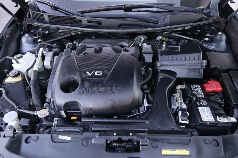 Nissan Maxima Vehicle Image 27
