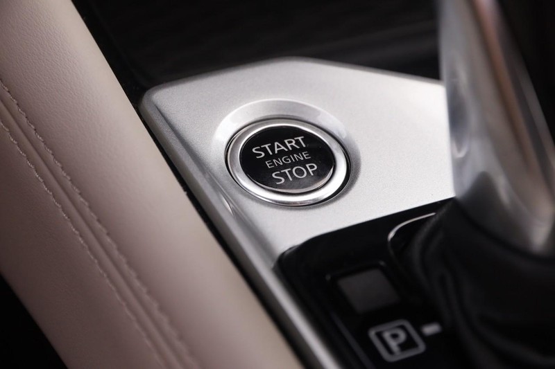 Nissan Altima Vehicle Image 18
