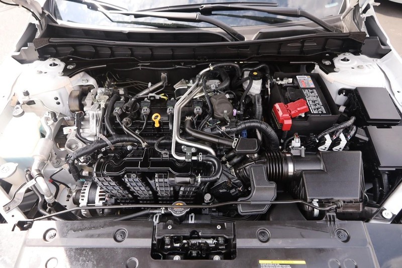 Nissan Altima Vehicle Image 27