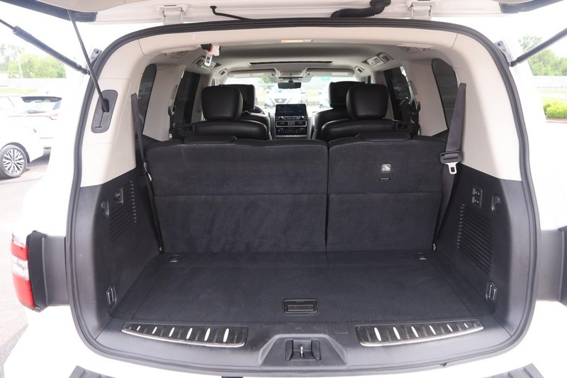 Nissan Armada Vehicle Image 07
