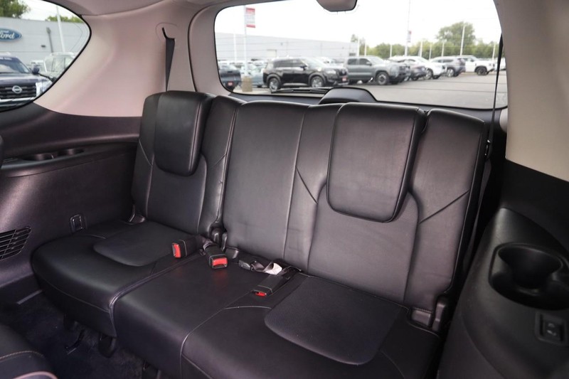 Nissan Armada Vehicle Image 12