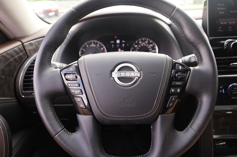 Nissan Armada Vehicle Image 13