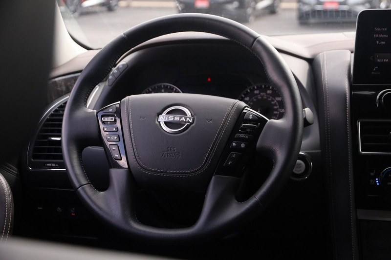Nissan Armada Vehicle Image 26