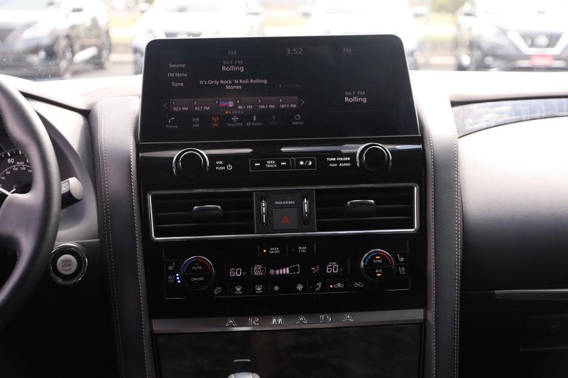 Nissan Armada Vehicle Image 27