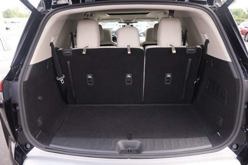 Nissan Pathfinder Vehicle Image 06