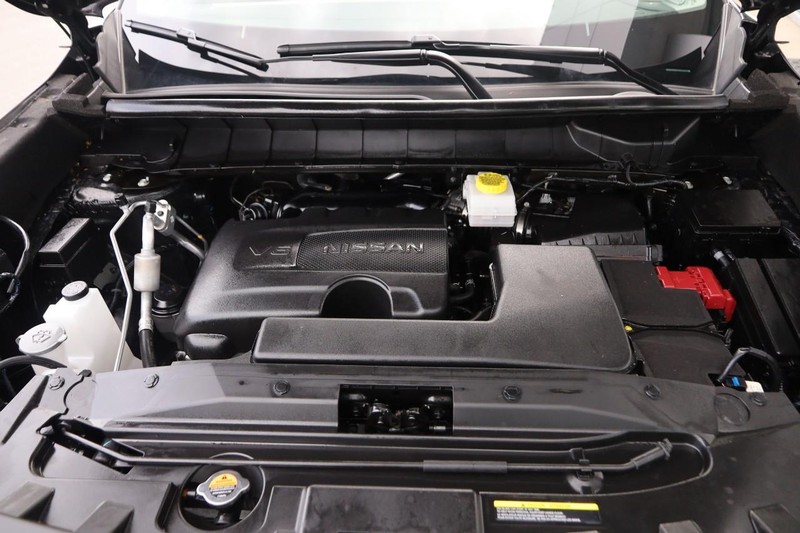 Nissan Pathfinder Vehicle Image 28