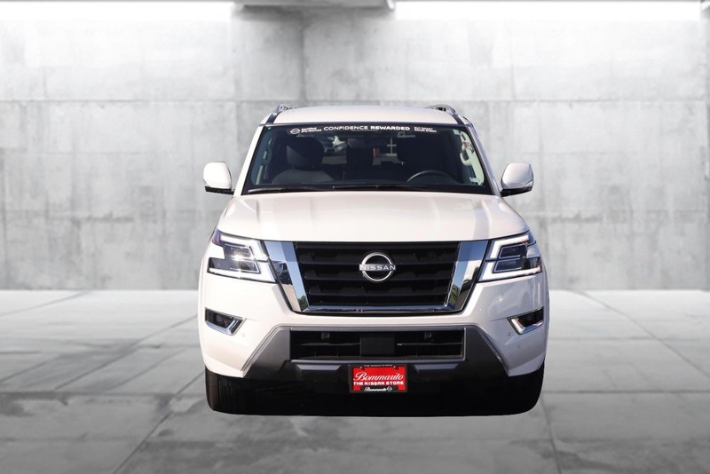 Nissan Armada Vehicle Image 04