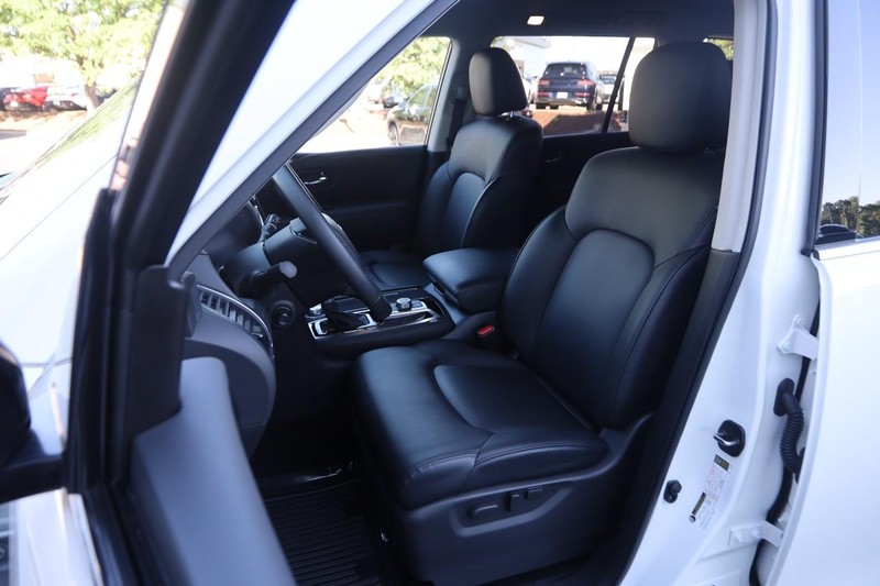 Nissan Armada Vehicle Image 08