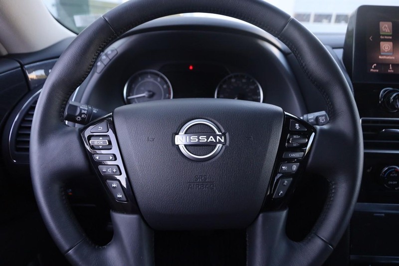 Nissan Armada Vehicle Image 11