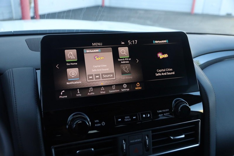 Nissan Armada Vehicle Image 15