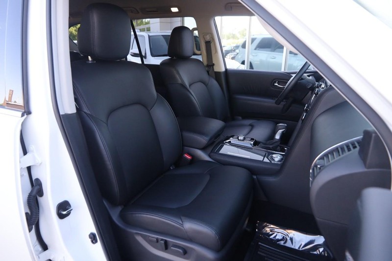 Nissan Armada Vehicle Image 25