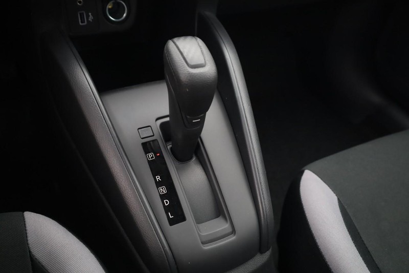 Nissan Versa Vehicle Image 22