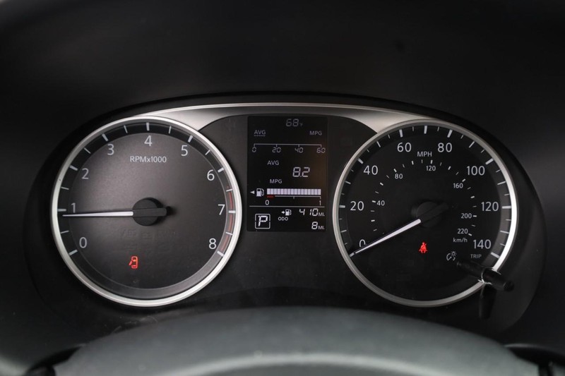Nissan Kicks Play Vehicle Image 12