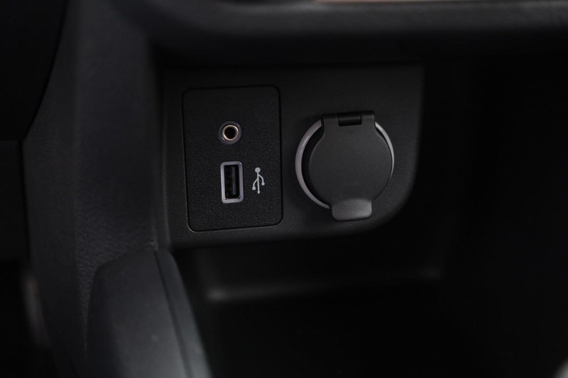 Nissan Kicks Play Vehicle Image 16