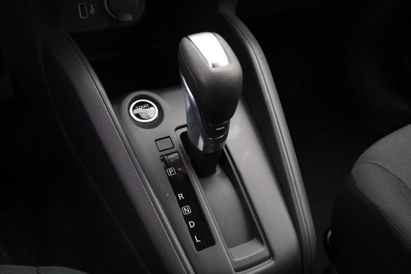 Nissan Kicks Play Vehicle Image 17