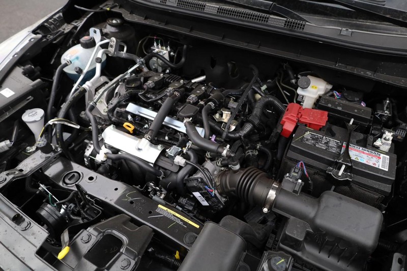 Nissan Kicks Play Vehicle Image 25