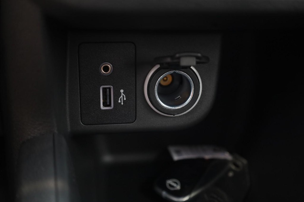 Nissan Kicks Play Vehicle Image 21