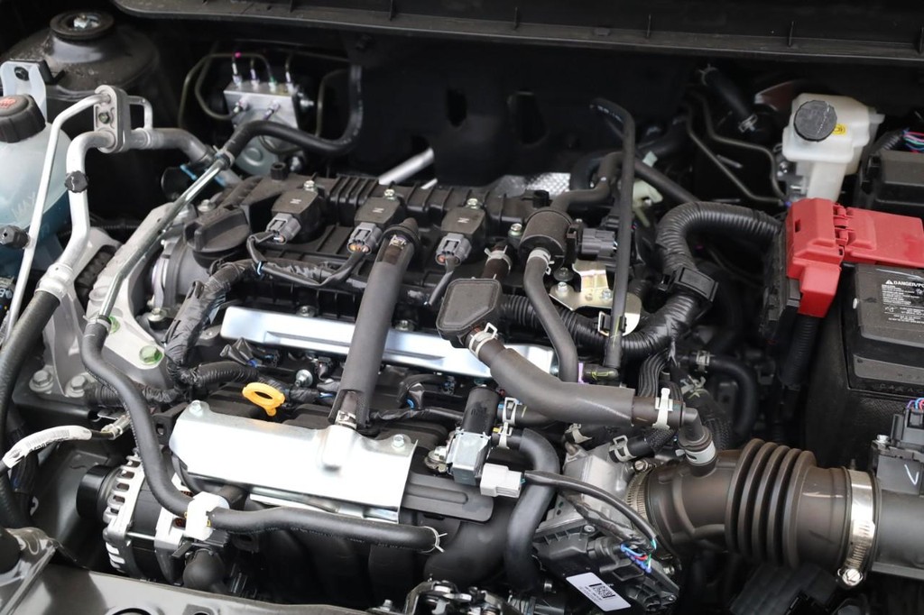 Nissan Kicks Play Vehicle Image 25