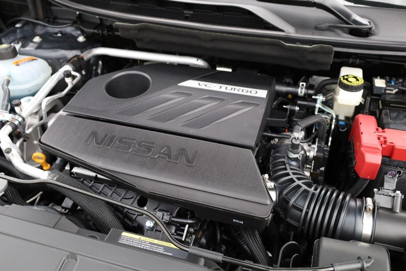 Nissan Rogue Vehicle Image 25