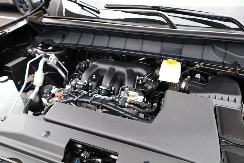 Nissan Pathfinder Vehicle Image 26