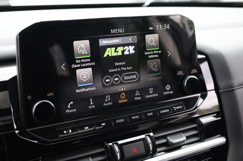 Nissan Pathfinder Vehicle Image 21