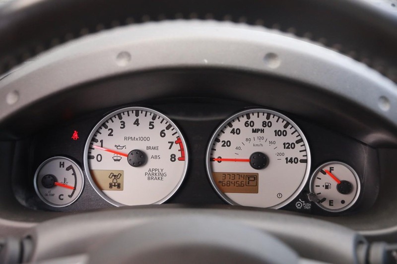 Nissan Frontier Vehicle Image 14