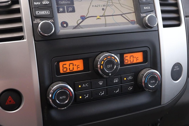 Nissan Frontier Vehicle Image 18