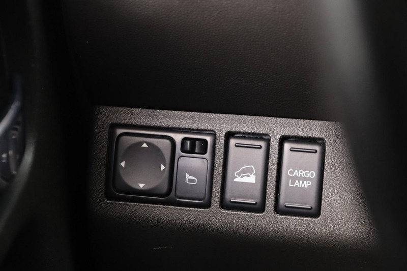 Nissan Frontier Vehicle Image 21