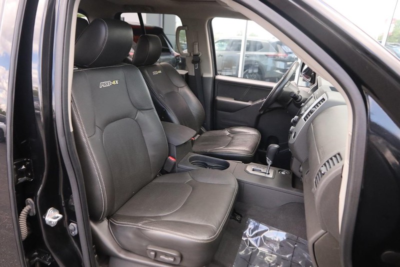 Nissan Frontier Vehicle Image 26