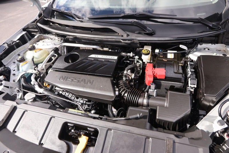 Nissan Rogue Vehicle Image 25