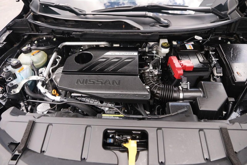 Nissan Rogue Vehicle Image 28