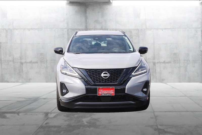 Nissan Murano Vehicle Image 04