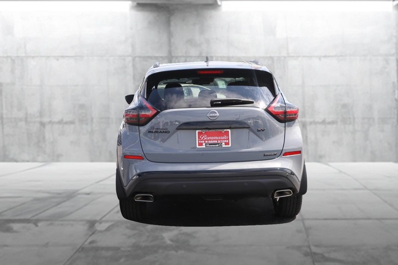 Nissan Murano Vehicle Image 06
