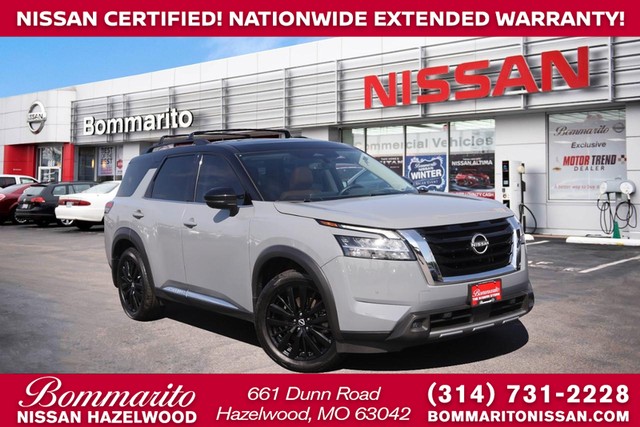 2023 Nissan Pathfinder Platinum at Frazier Automotive in Hazelwood MO
