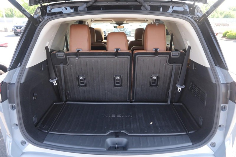 Nissan Pathfinder Vehicle Image 07