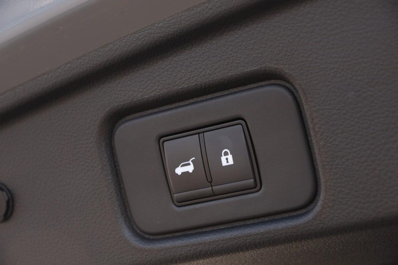 Nissan Pathfinder Vehicle Image 08