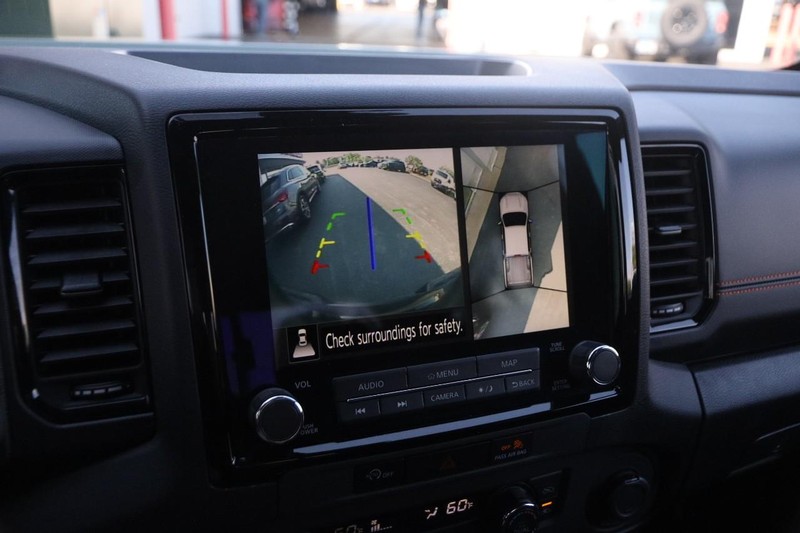 Nissan Frontier Vehicle Image 18