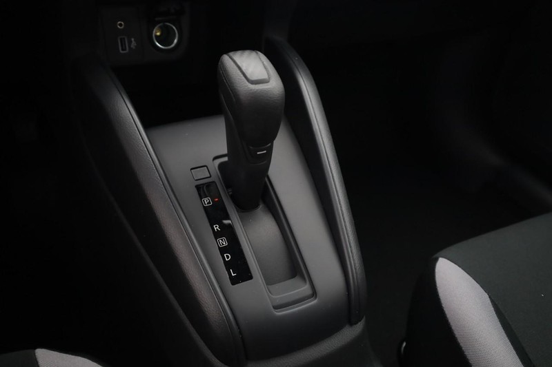 Nissan Versa Vehicle Image 22