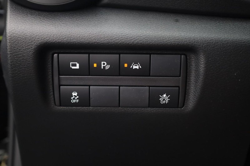 Nissan Versa Vehicle Image 23