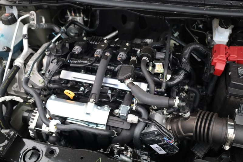 Nissan Versa Vehicle Image 25