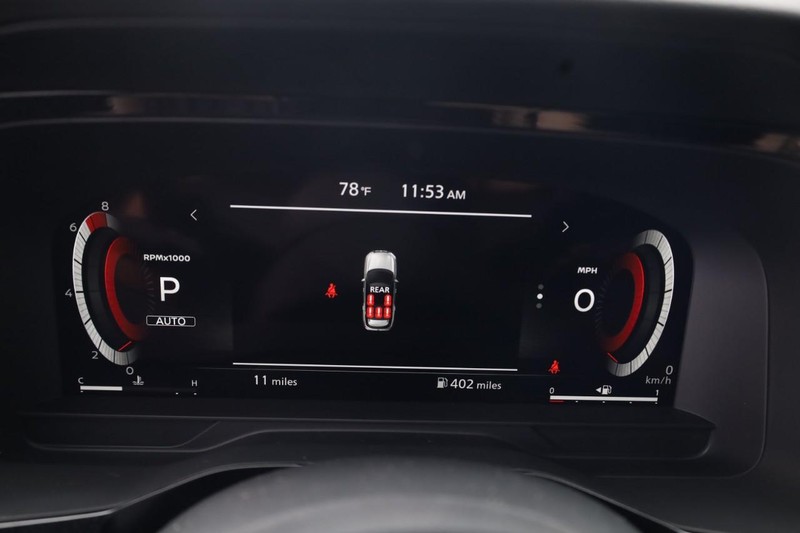 Nissan Pathfinder Vehicle Image 22