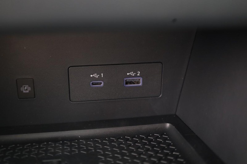 Nissan Pathfinder Vehicle Image 26
