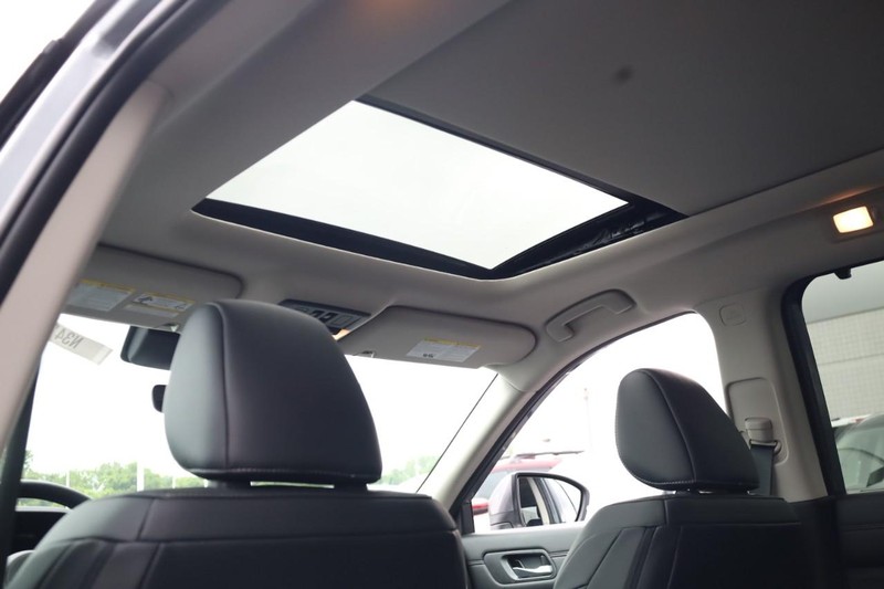 Nissan Pathfinder Vehicle Image 29