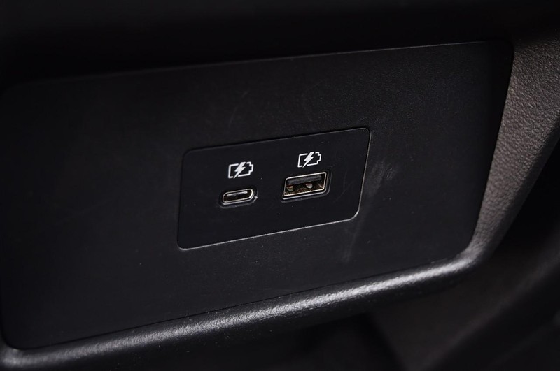 Nissan Rogue Vehicle Image 23