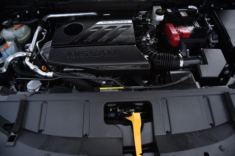 Nissan Rogue Vehicle Image 25