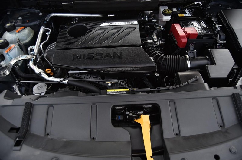 Nissan Rogue Vehicle Image 25