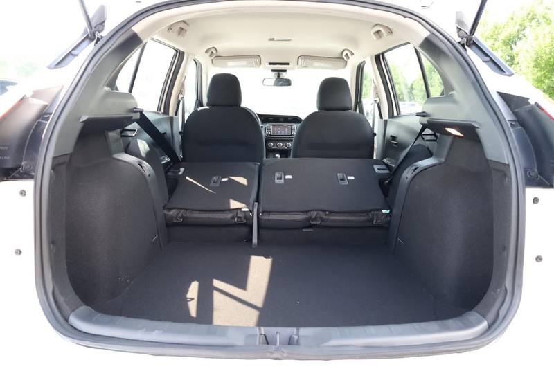 Nissan Kicks Play Vehicle Image 09