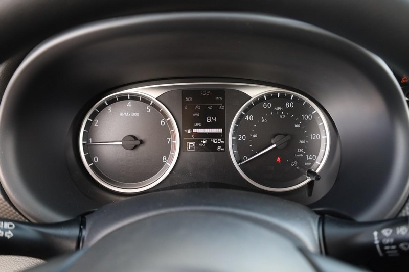 Nissan Kicks Play Vehicle Image 12